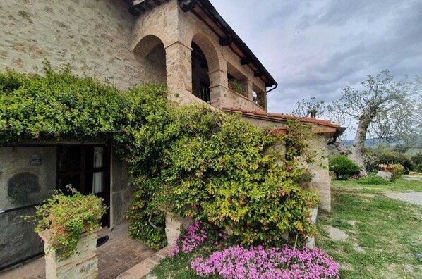 House | Exterior