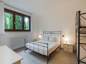 House | 3 bedrooms, individually furnished, bed sheets - Belvilla by OYO Rose di Fratta 1-2-4 (Cupramontana)
