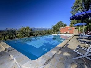 Apartment | Pool - Relaxing Retreat in Le Marche (Monte San Martino)