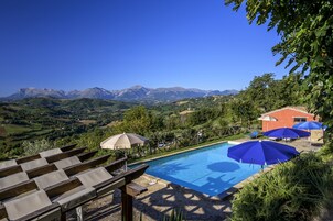 Apartamento | Piscina | Una piscina al aire libre