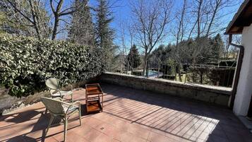 Cottage | Balcony