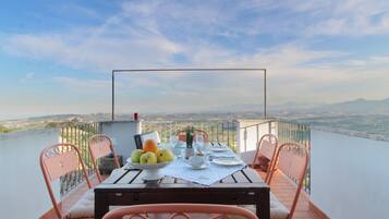 Rumah | Pemandangan dari properti