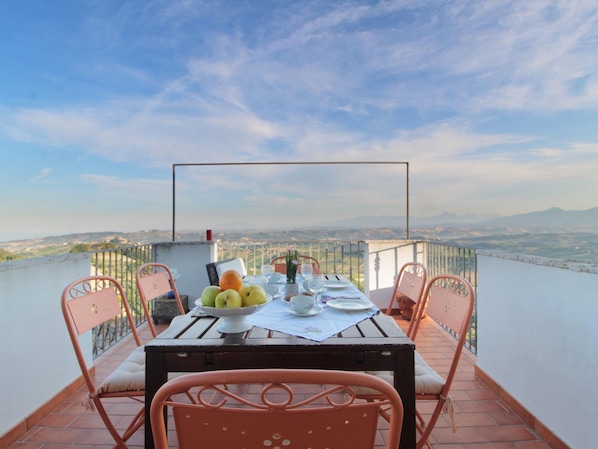 View from property - Belvilla by OYO Charming Holiday Home With Balcony (Acquaviva Picena)