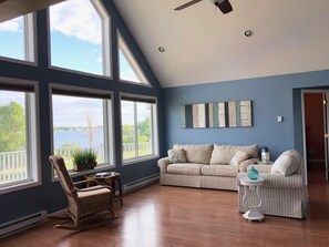 Living area - 1000 Islands Paradise, Tranquil 5 acres on Carleton Island (Cape Vincent)