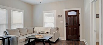 Blue Horizon Retreat- Near Downtown McKinney 