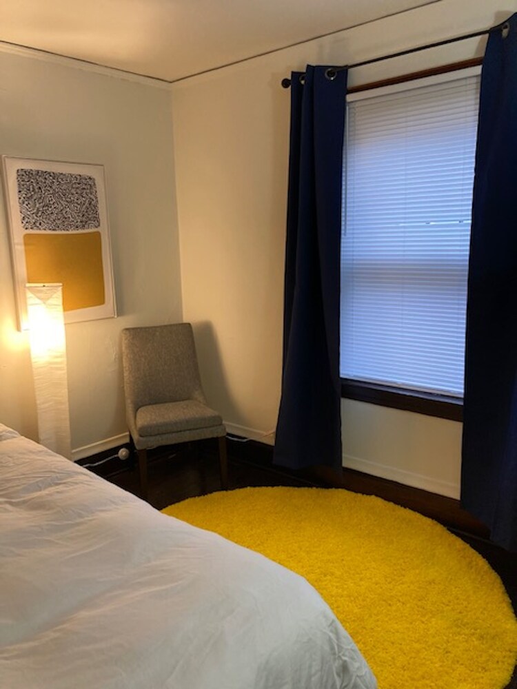 Beautiful San Francisco Style Home Close to Restaurants, Theater & Hospital Kalamazoo Vrbo