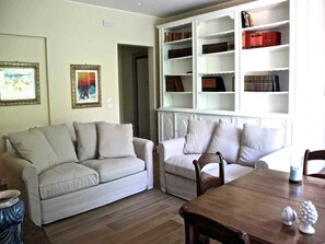 House | Exterior - Holiday Home in Reggio Calabria Near Beach (Reggio Calabria)