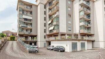 Apartment | Exterior