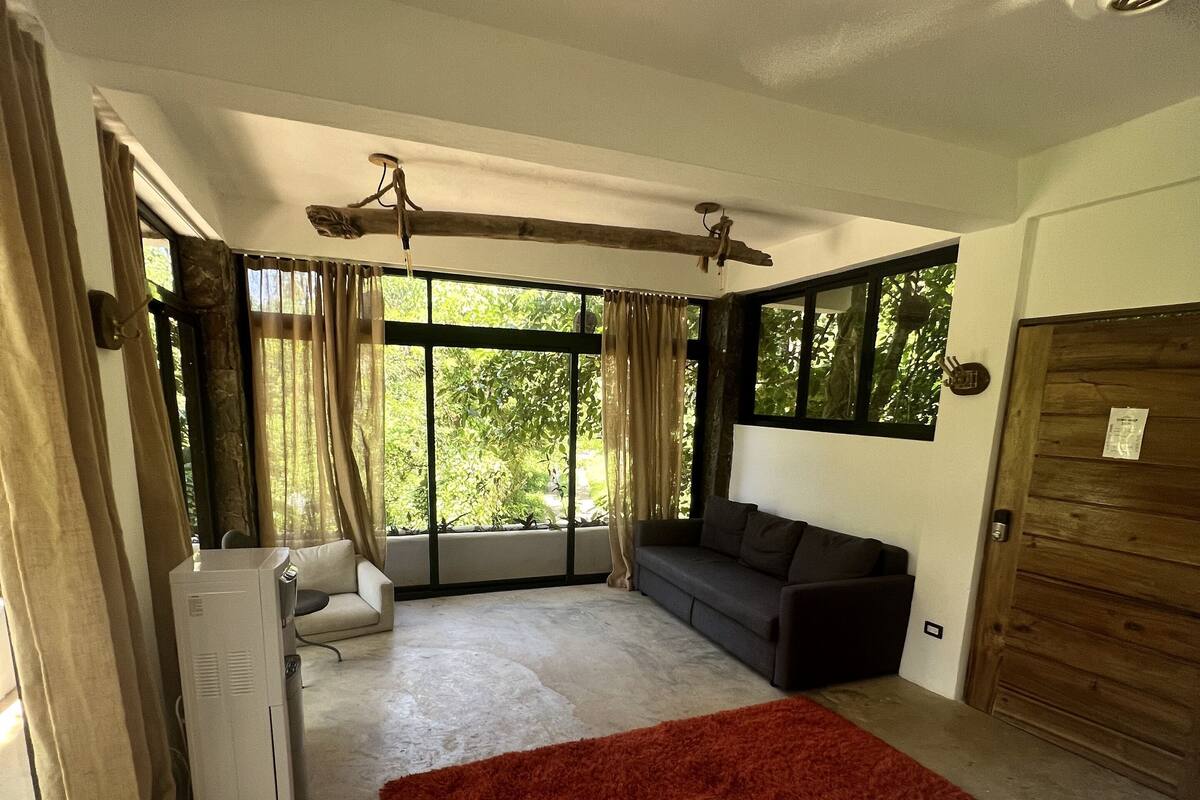 Coffre-fort, ameublement unique, accĂšs au Wi-Fi (inclus)