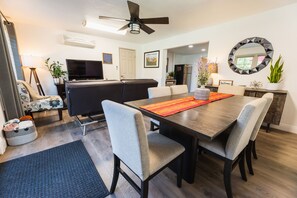 Dining - Gated Suite - King Bed, Cozy, Quiet, Kitchen, Pool (Riverside)