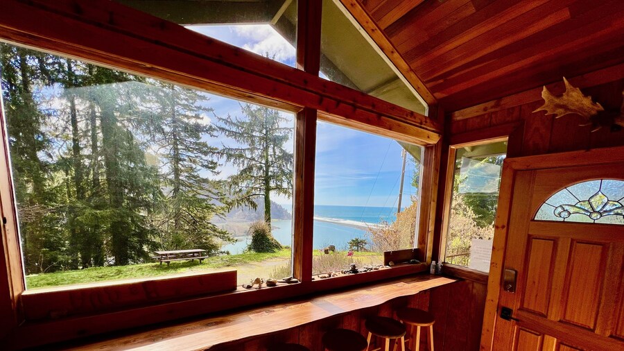 The Historic Requa Inn