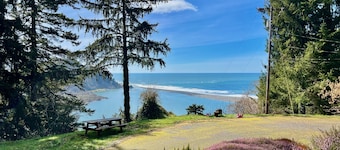 The Historic Requa Inn 