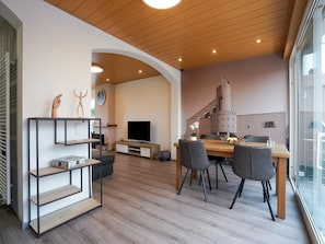 House | Dining
