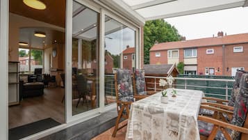 House | Balcony