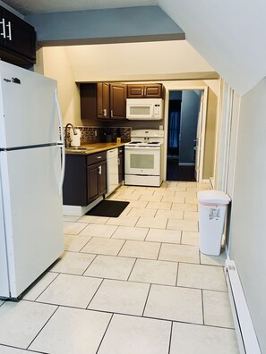 Private kitchen - Quaint 2 bedroom apartment just 5 minutes to Fort Drum (Evans Mills)