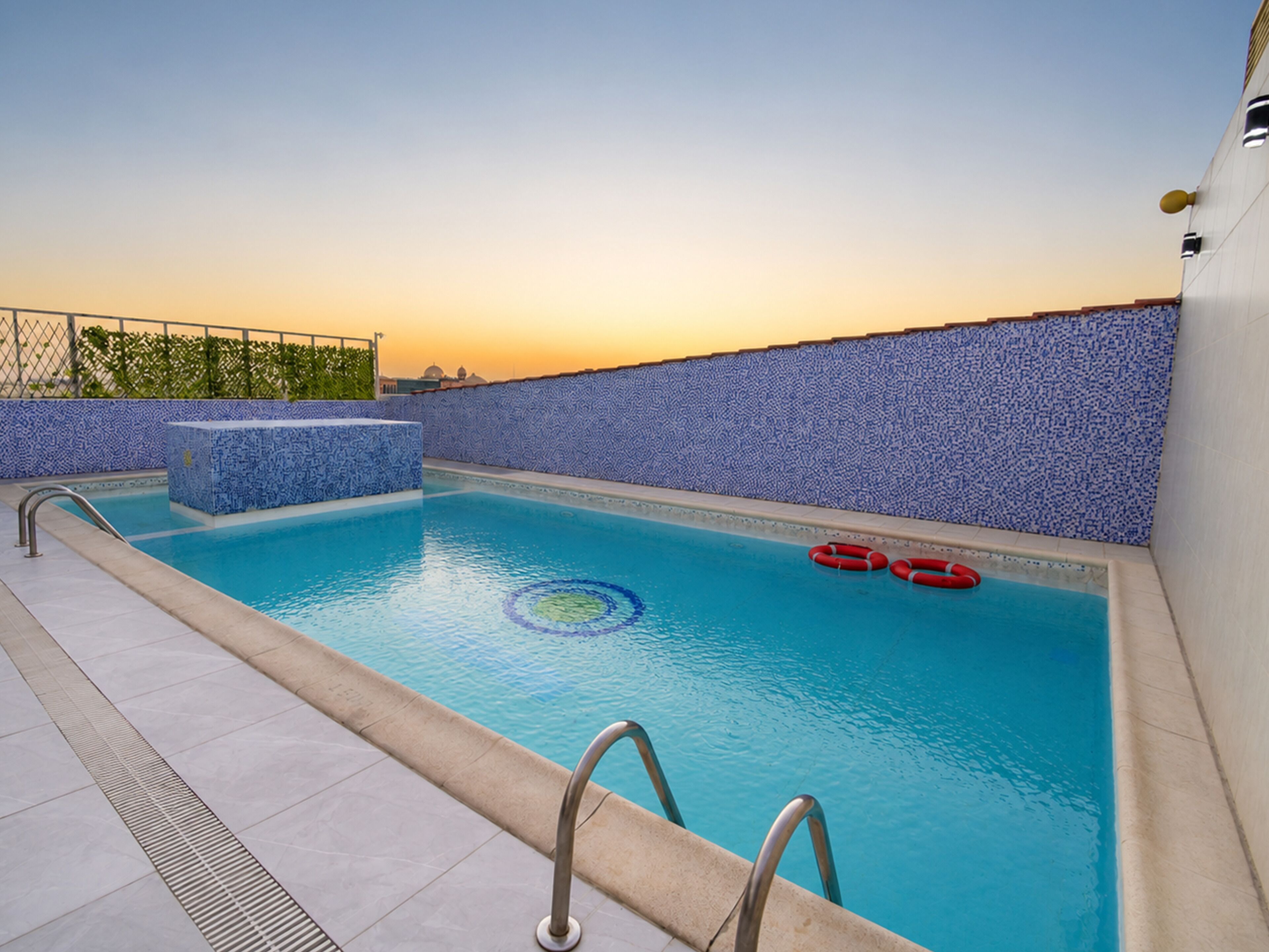 Rooftop pool