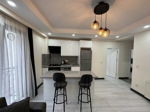 Comfort Condo | 2 bedrooms, premium bedding, free WiFi, bed sheets