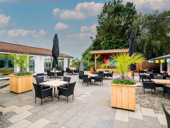 Chalet | Dining