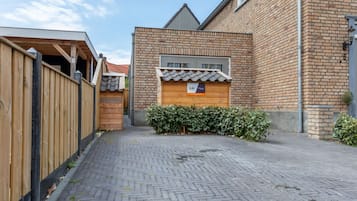 House | Exterior