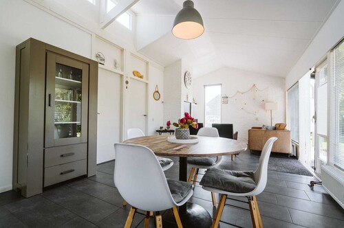 Beautiful Holiday Home in Ouddorp With Balcony