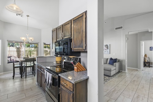 Welcome to Orange Sky Hacienda !