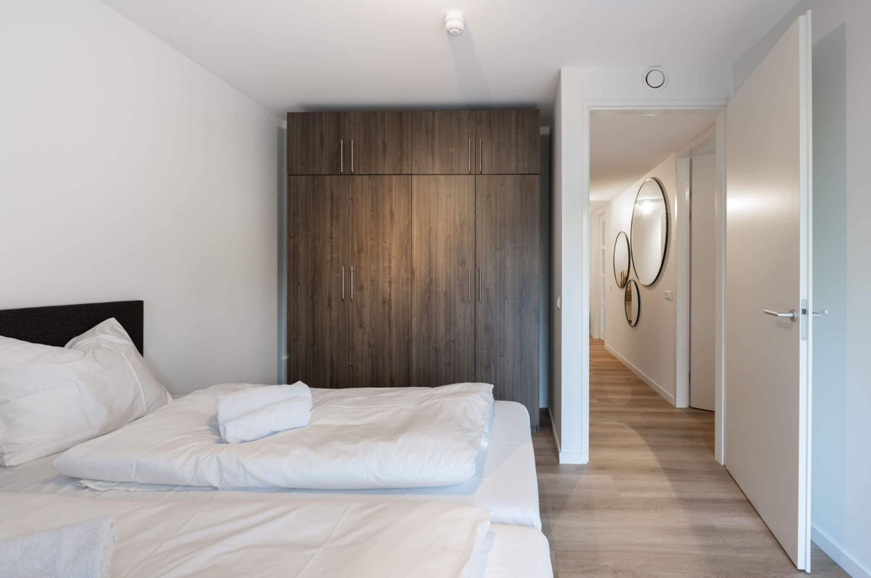 2 bedrooms, individually furnished, bed sheets