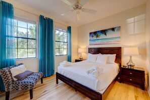 5 bedrooms, desk, iron/ironing board, travel crib