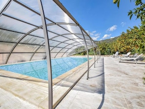 Ferienhaus | Pool | Innenpool, Außenpool