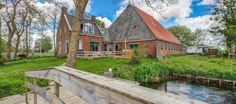 B&B Farm Grutsk in Suwald With Private Harbour
