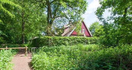 Cosy Holiday Home With a Private Garden
