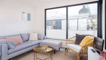 Mobile Home | Living room