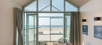 House in Dishoek With Sea Views