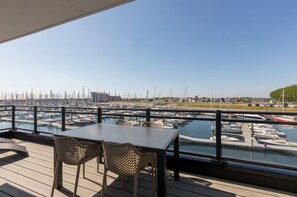 Apartment | Balcony