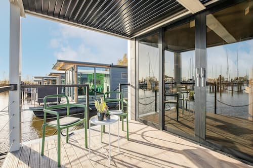 Mobile Home | Balcony