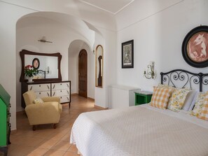 Departamento | 5 habitaciones, muebles diferentes y ropa de cama 