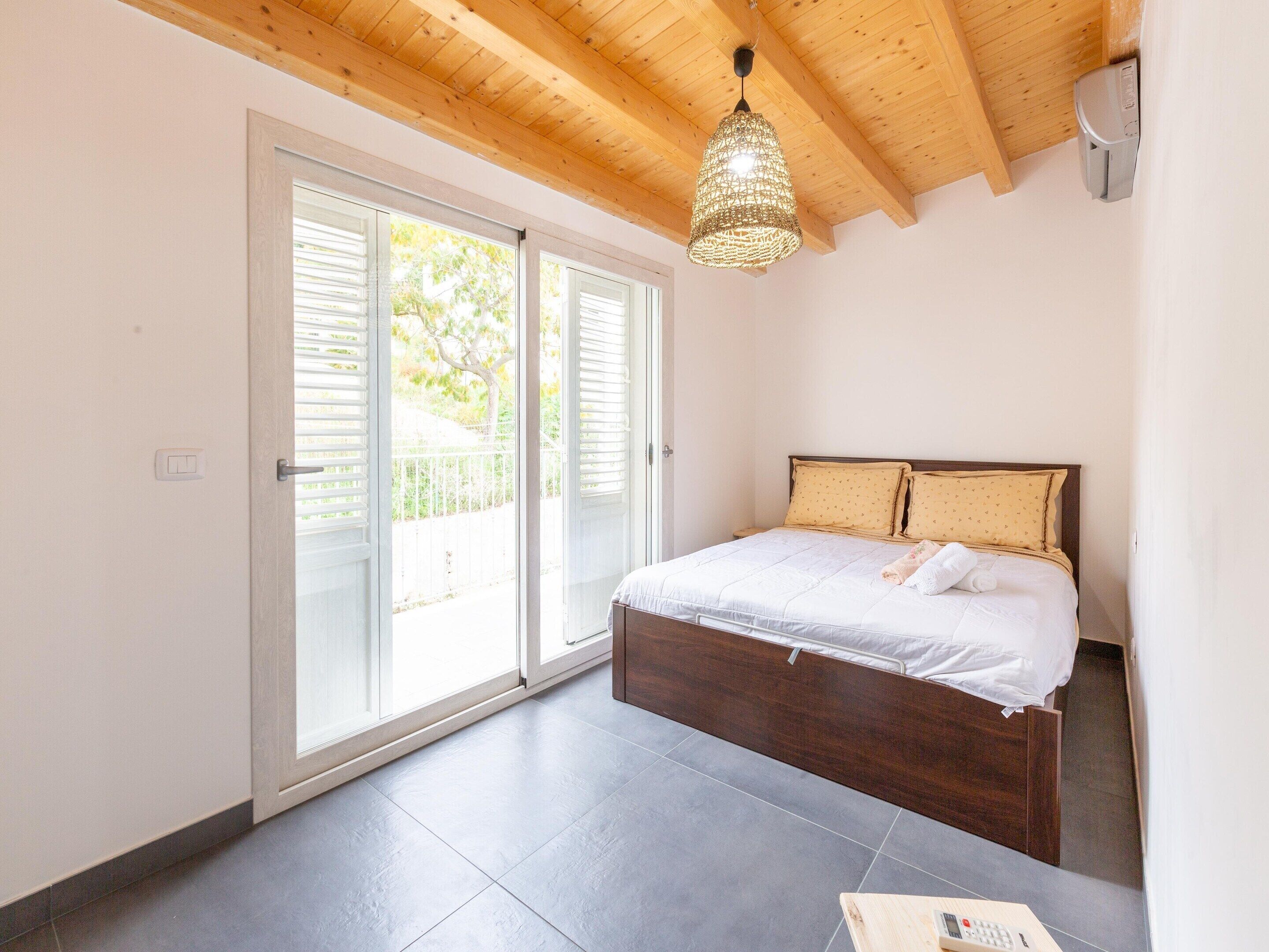 Rumah | 2 kamar tidur dan seprai linen