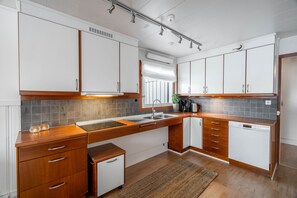 Frigorífic, microones, forn i rentaplats