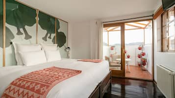 Luksus-værelse med dobbeltseng eller 2 enkeltsenge - 1 kingsize-seng med sovesofa - byudsigt | Premium-sengetøj, Select Comfort-senge, pengeskab på værelset