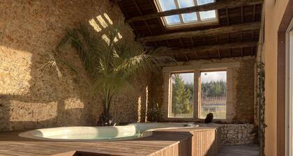 Domaine de ServiÚres - Le Grand GßteSite naturel protégé et animaux de la ferme