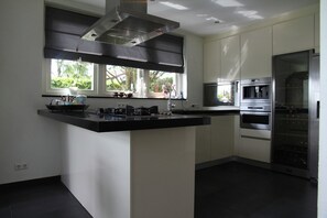 Villa | Private kitchen