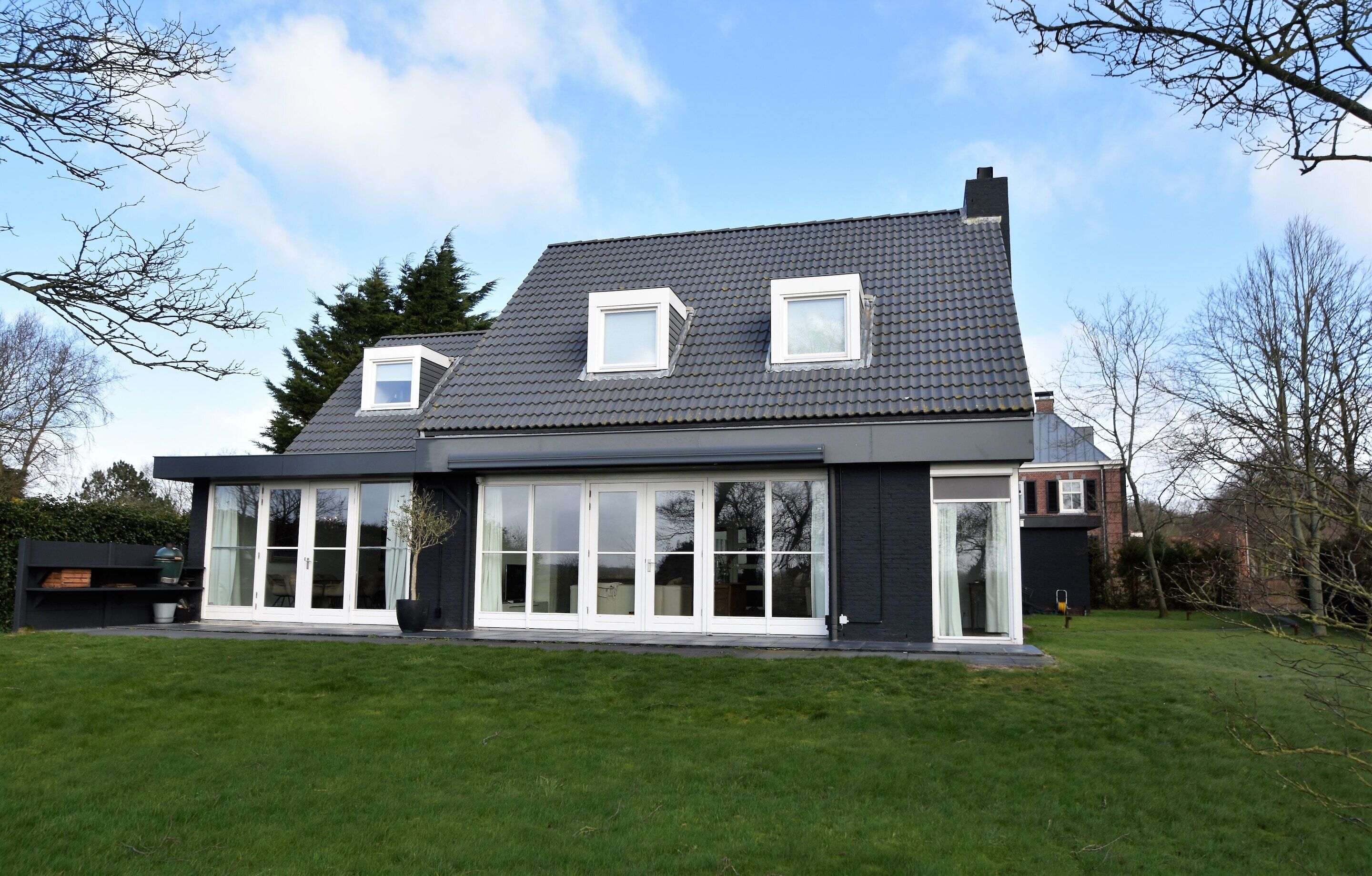 Villa | Exterior