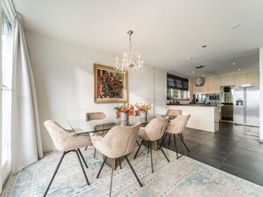 Villa | Dining - Bergen Mountain Villa, Garden & Sea (Bergen)