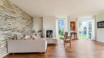 Villa | Living room