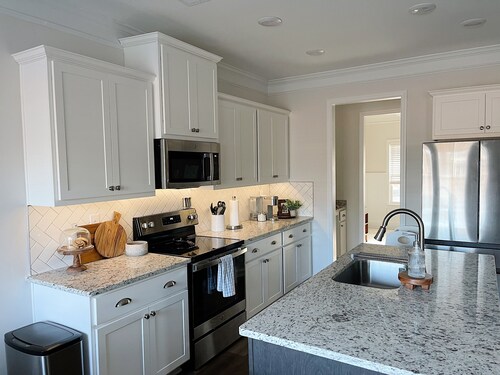 Masters Rental, New home