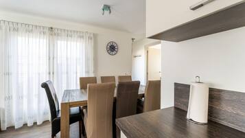House | Dining