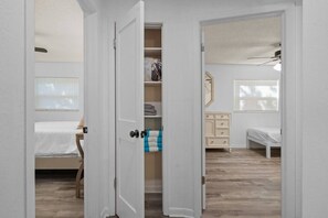 3 chambres, bureau, fer et planche à repasser, Wi-Fi gratuit