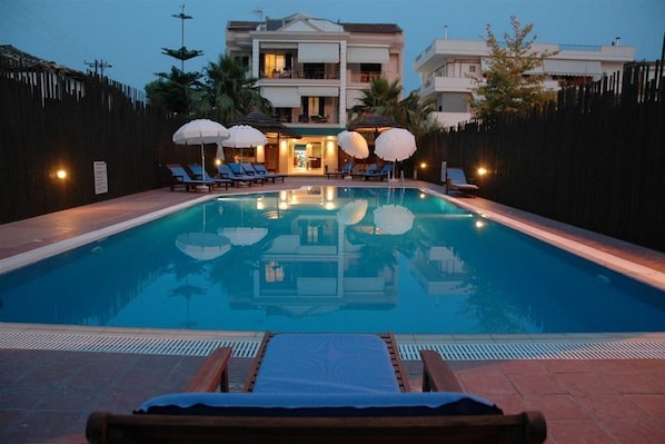 Outdoor pool - Santa Maura (Lefkada)