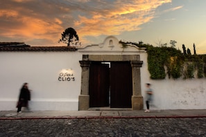 Front of property - Villa Las Mil Flores (Antigua Guatemala)