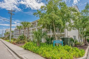 Exterior - 5113 - Studio, 1 block from the beach (Myrtle Beach)