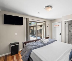 1 bedroom, iron/ironing board, free WiFi, bed sheets